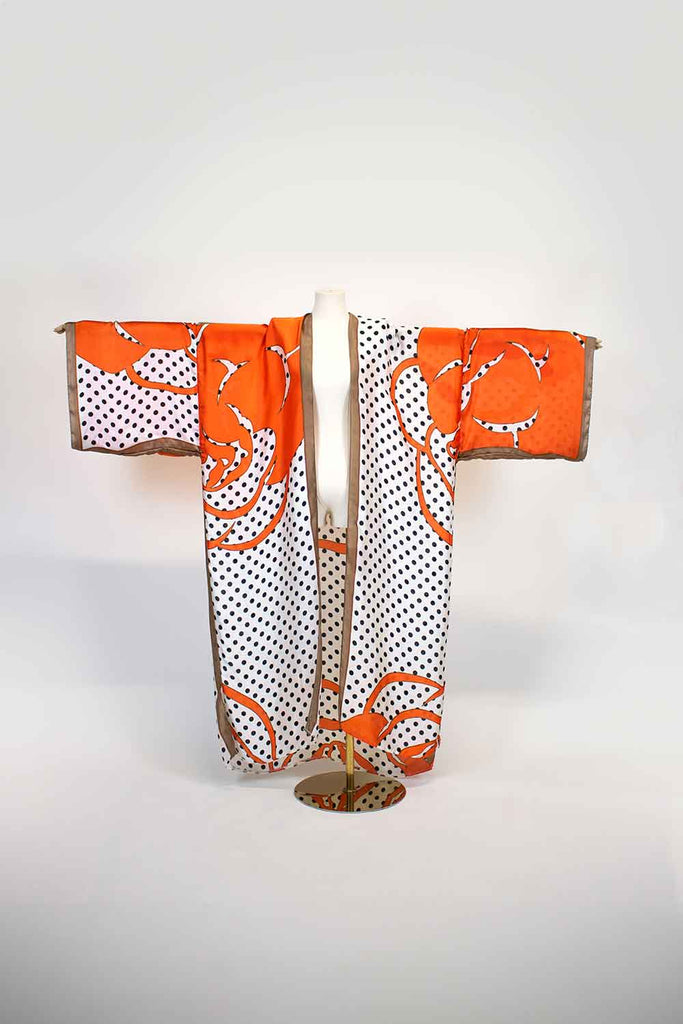 Women's kimonos
Stylish kimonos
Boho chic kimonos
Luxury kimono robes
Kimono dresses
Fashion kimonos
Modern kimonos
Elegant kimono wraps
Kimono fashion trends
Vintage-inspired kimonos