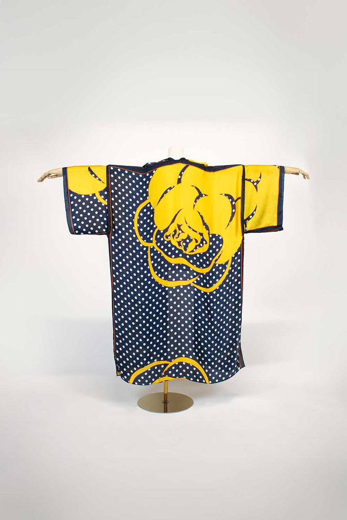 Women's kimonos
Stylish kimonos
Boho chic kimonos
Luxury kimono robes
Kimono dresses
Fashion kimonos
Modern kimonos
Elegant kimono wraps
Kimono fashion trends
Vintage-inspired kimonos