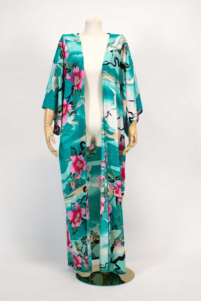 Designer kaftans
Women's dresses
Resort wear
Swimwear collection
Designer accessories
Fashion kaftans
Silk dresses
Beachwear
Printed dresses
Fashion tops