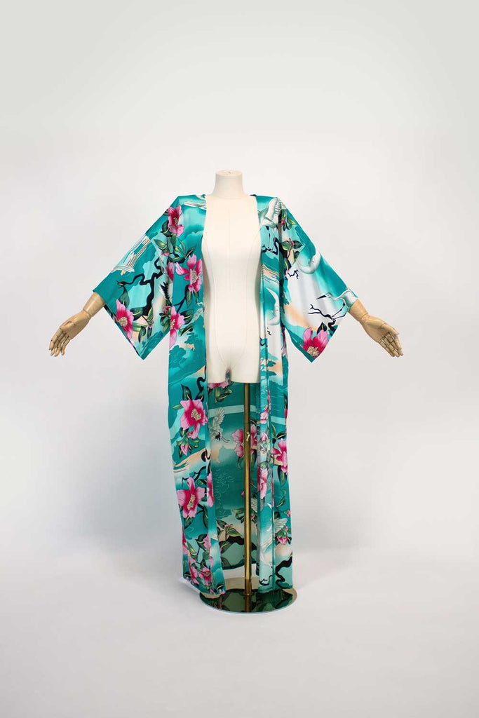 Designer kaftans
Women's dresses
Resort wear
Swimwear collection
Designer accessories
Fashion kaftans
Silk dresses
Beachwear
Printed dresses
Fashion tops