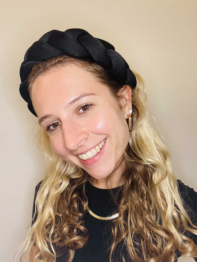 Statement headbands
Hair accessories
Wide headbands
Turban headbands
Satin headbands
Fashion headbands
Women's headbands
Designer headbands
Beaded headbands