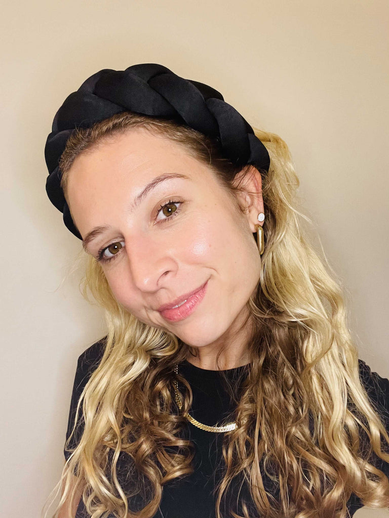 Statement headbands
Hair accessories
Wide headbands
Turban headbands
Satin headbands
Fashion headbands
Women's headbands
Designer headbands
Beaded headbands