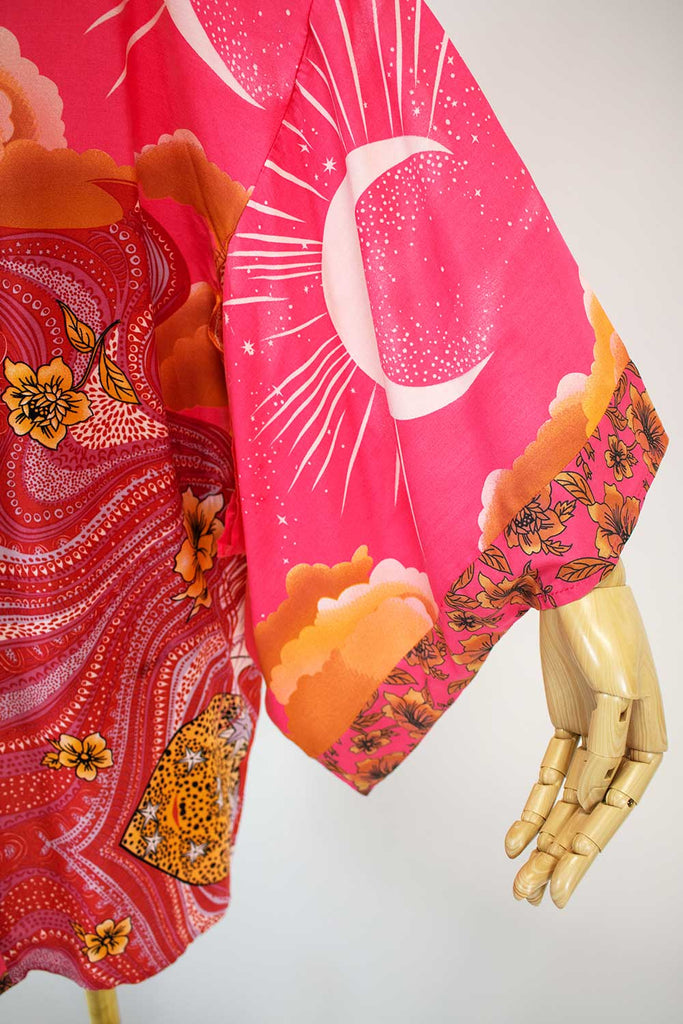 Summer vacation fashion
Tropical attire
Designer resort wear
Cruise wear
Boho resort dresses
Resort casual clothing
Vacation wardrobe
Beach cover-ups
Lightweight resort wear
Tropical print dresses
Bold prints