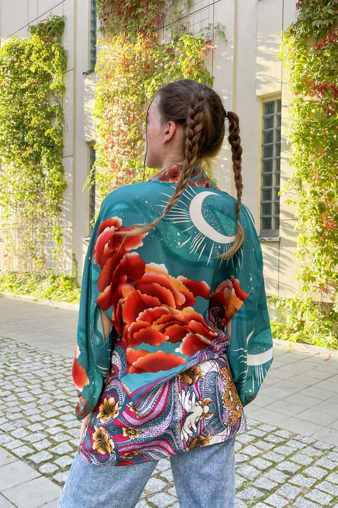 Summer vacation fashion
Tropical attire
Designer resort wear
Cruise wear
Boho resort dresses
Resort casual clothing
Vacation wardrobe
Beach cover-ups
Lightweight resort wear
Tropical print dresses
Bold prints