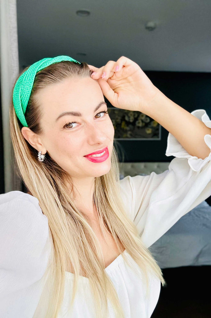 Fashion headbands
Women's headbands
Designer headbands
Beaded headbands
Floral headbands
Boho headbands
Knot headbands
Rhinestone headbands
Trendy headbands
Velvet headbands