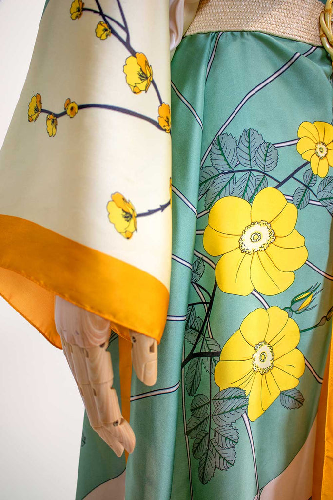 Designer kaftans
Women's dresses
Resort wear
Swimwear collection
Designer accessories
Fashion kaftans
Silk dresses
Beachwear
Printed dresses
Fashion tops