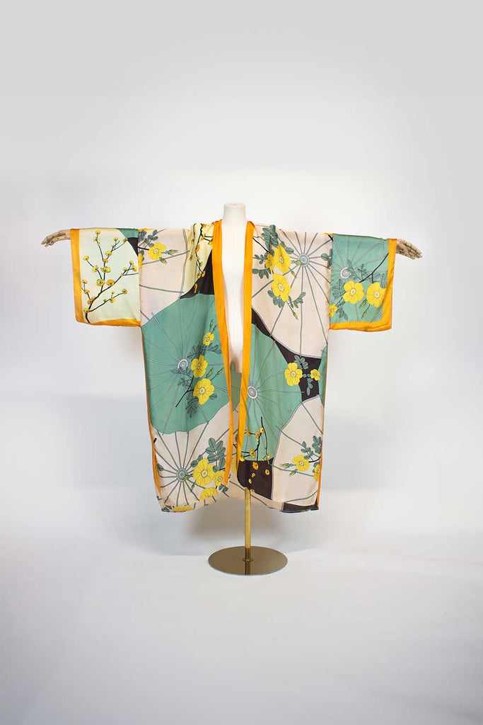 Designer kaftans
Women's dresses
Resort wear
Swimwear collection
Designer accessories
Fashion kaftans
Silk dresses
Beachwear
Printed dresses
Fashion tops