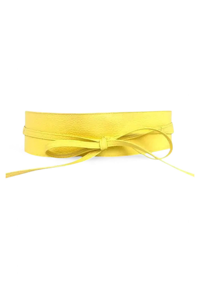 Fashion tops
Tropical attire
Designer resort wear
Vintage-inspired
Retro style
Unique patterns
Boho chic
Luxury fashion
Women's dresses
Designer accessories
