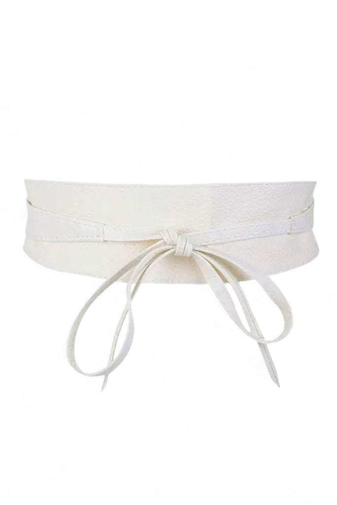 Fashion tops
Tropical attire
Designer resort wear
Vintage-inspired
Retro style
Unique patterns
Boho chic
Luxury fashion
Women's dresses
Designer accessories
