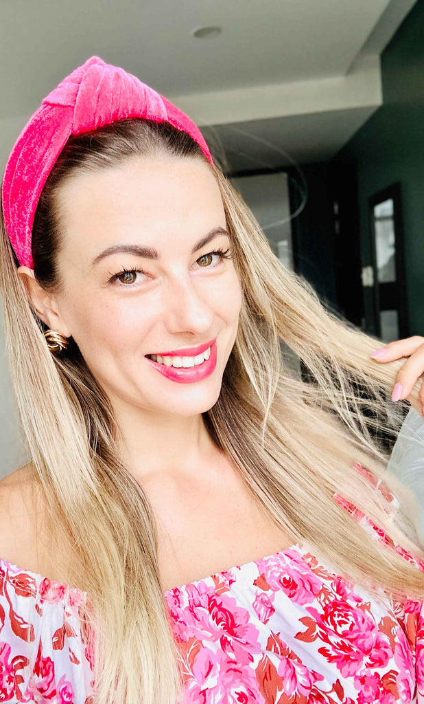Velvet headband
Luxe headband
Glamorous headband
Regal headband
Elegant headband
Statement headband
Luxury hair accessory
Plush headband
Fashion headband
Trendy headband