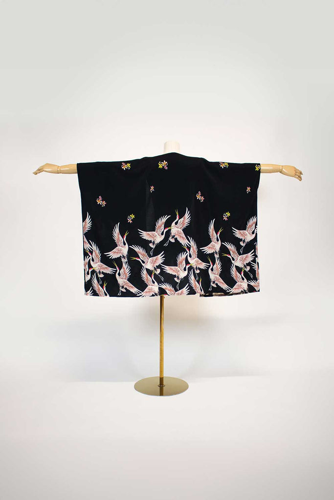 Lightweight kimonos
Kimono dresses
Festival kimonos
Casual kimonos
Kimono tops
Stylish kimonos
Resort wear
Luxury resort clothing
Beach outfits
Summer vacation fashion