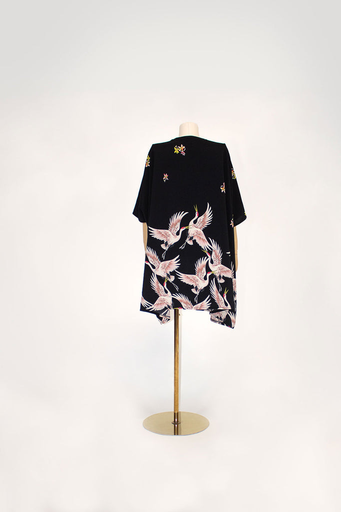 Lightweight kimonos
Kimono dresses
Festival kimonos
Casual kimonos
Kimono tops
Stylish kimonos
Resort wear
Luxury resort clothing
Beach outfits
Summer vacation fashion