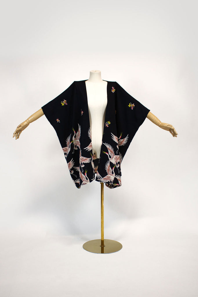 Lightweight kimonos
Kimono dresses
Festival kimonos
Casual kimonos
Kimono tops
Stylish kimonos
Resort wear
Luxury resort clothing
Beach outfits
Summer vacation fashion