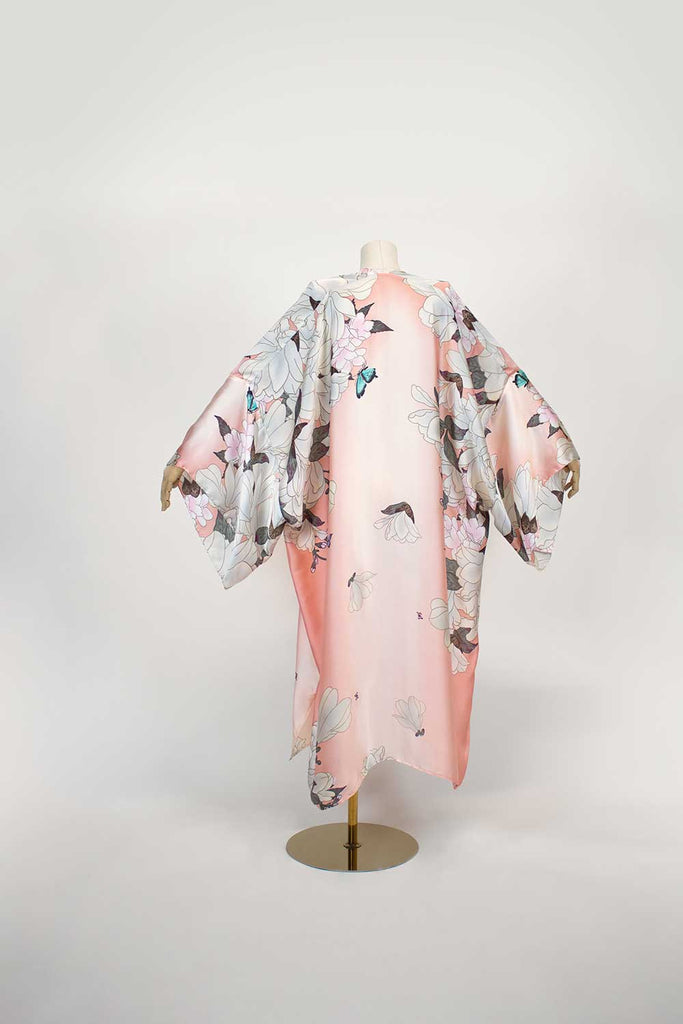 Summer resort collections
Women's lifestyle clothing
Travel-inspired fashion
Boho chic
Vintage-inspired
Floral prints
Designer collections
Luxury resort wear
Summer fashion