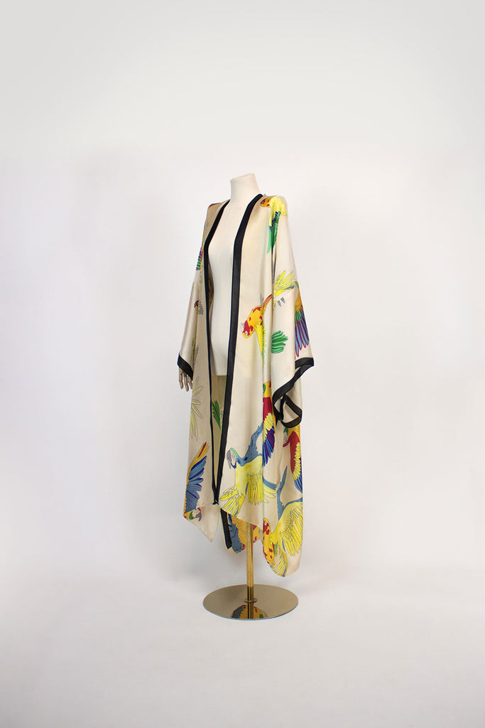 Designer kaftans
Women's dresses
Resort wear
Swimwear collection
Designer accessories
Fashion kaftans
Silk dresses
Beachwear
Printed dresses
Fashion tops