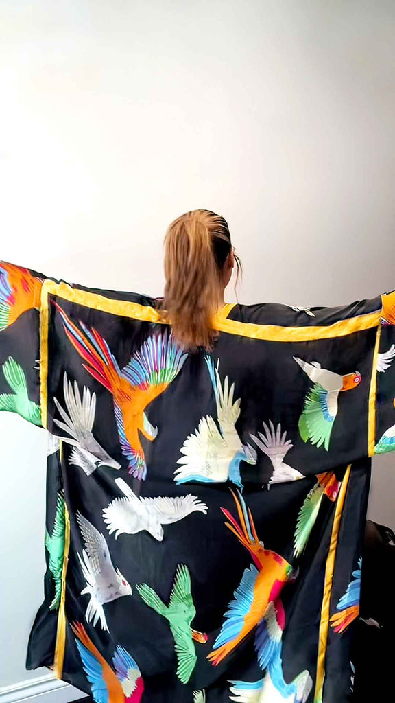 Designer kaftans
Women's dresses
Resort wear
Swimwear collection
Designer accessories
Fashion kaftans
Silk dresses
Beachwear
Printed dresses
Fashion tops